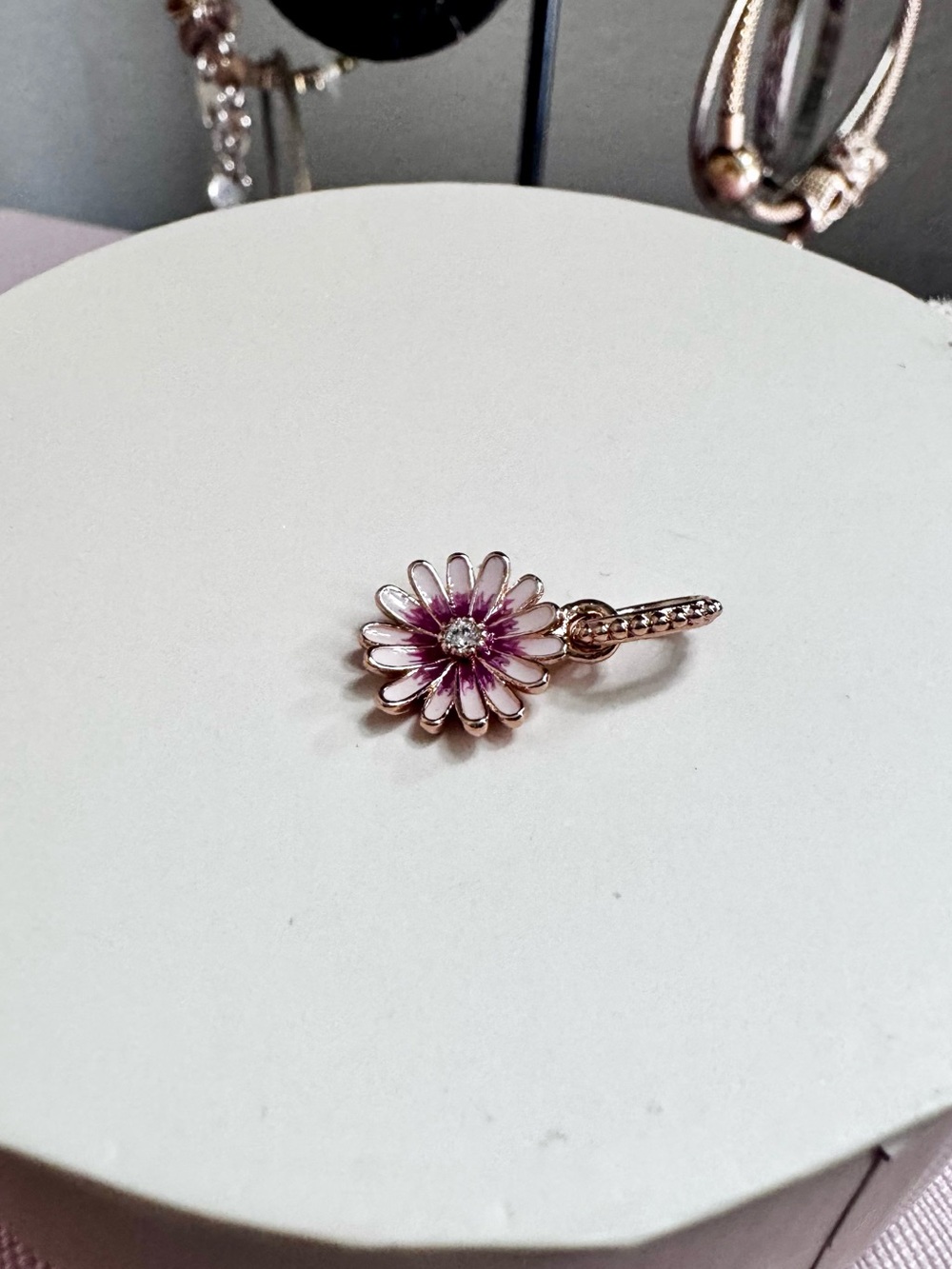 Pandora Pink Daisy Flower Dangle
Charm